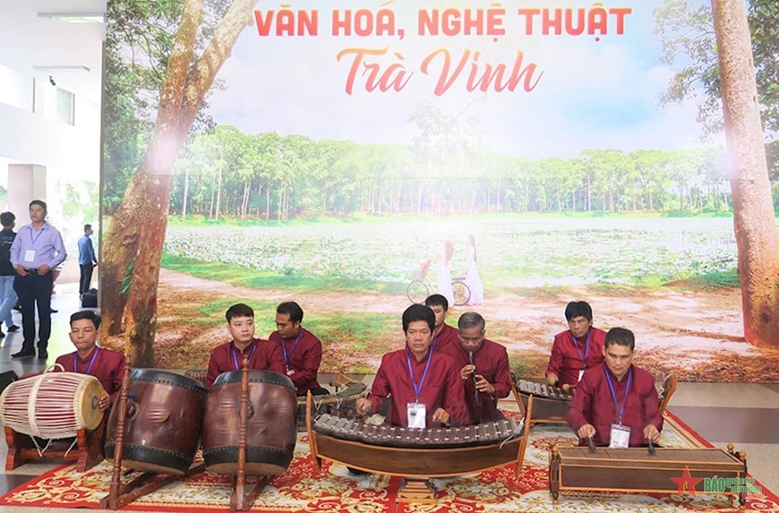 Trà Vinh thu hút với các sản phẩm du lịch văn hóa