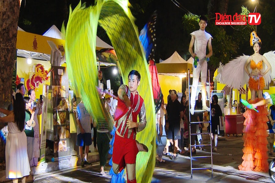 Trên 20.000 lượt khách tham quan Lễ hội Quà tặng Du lịch Hà Nội 2024