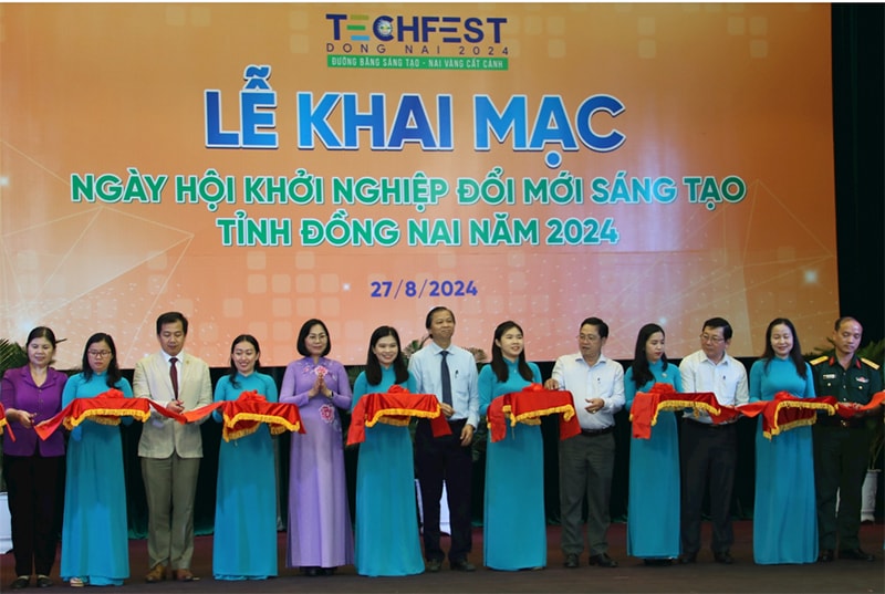 Techfest Dong Nai 2024: Đường băng sáng tạo - Nai vàng cất cánh