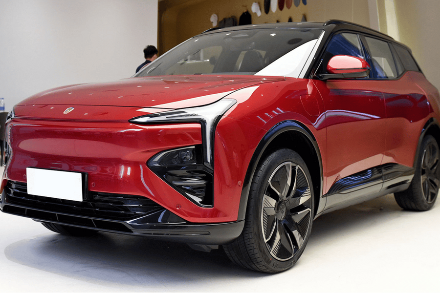 Bất động sản “hết phép”, Evergrande NEV bán mình