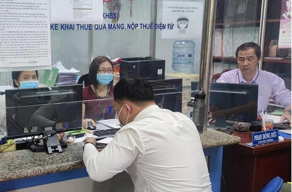 “Khóc dở, mếu dở” vì bỗng dưng nợ thuế