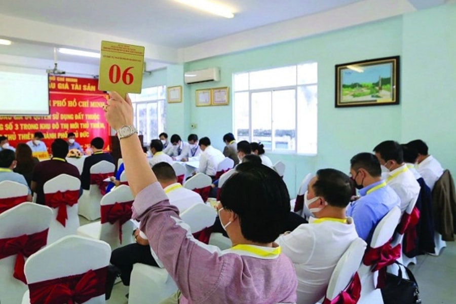 Giám sát chặt chẽ đấu giá đất