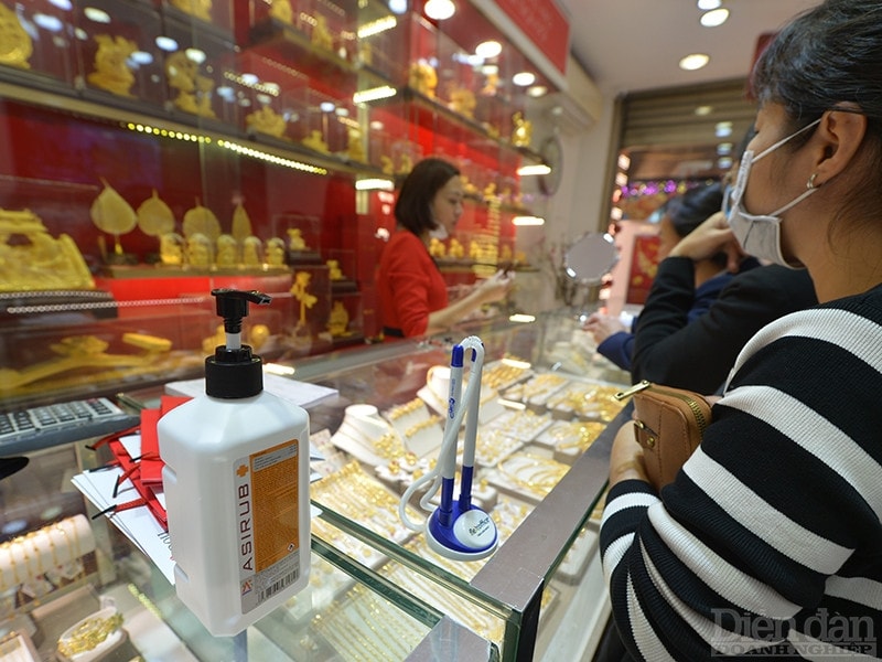 Giá vàng tuần tới: Dễ “tổn thương” trước cuộc họp của FED