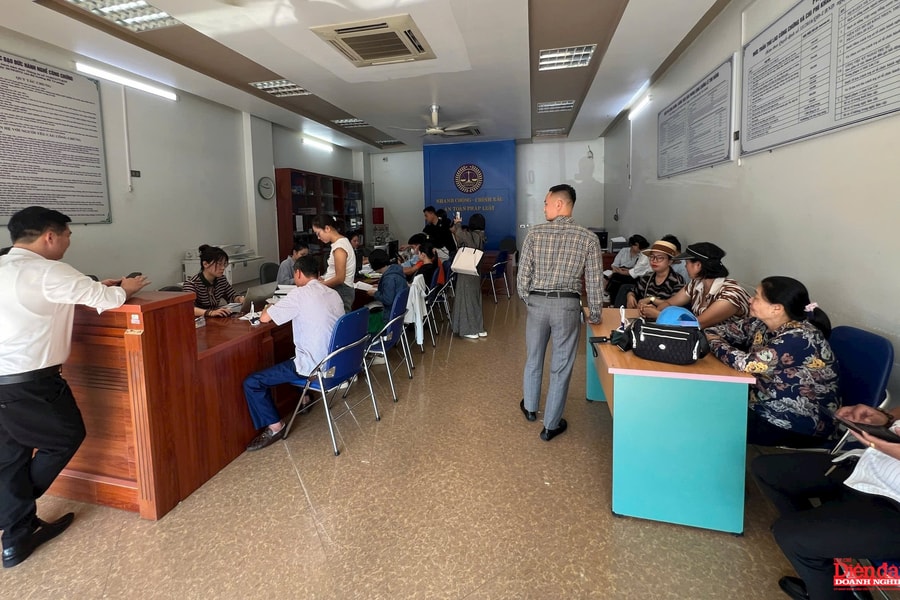 Chờ khơi thông hồ sơ nhà đất