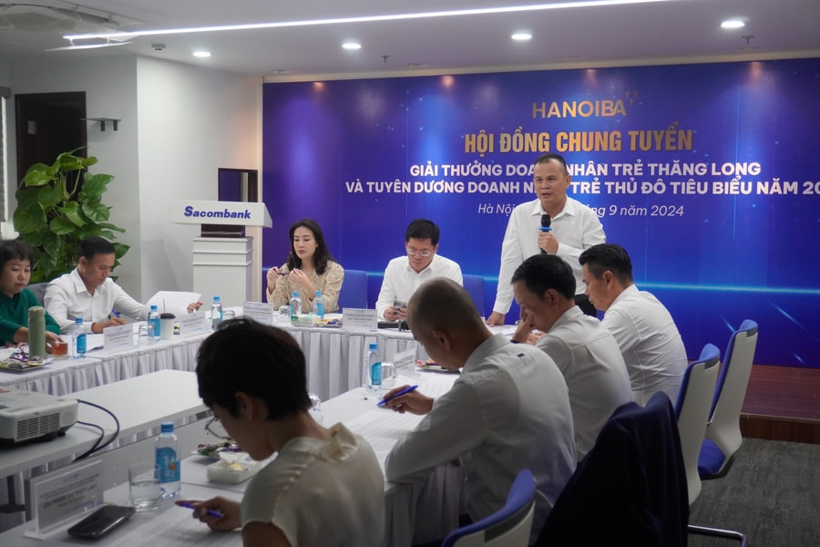 10 doanh nhân được trao Giải thưởng Doanh nhân trẻ Thăng Long