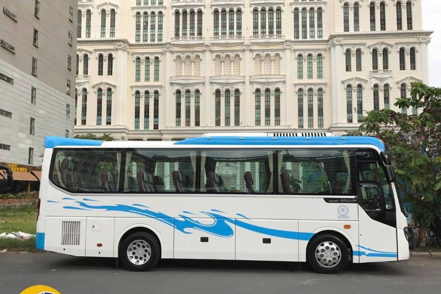 Nhà xe Hoàng Dung - Cung cấp dịch vụ cho thuê xe 29 chỗ giá rẻ, chuyên nghiệp