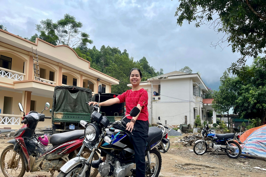 F63 xông pha vùng lũ