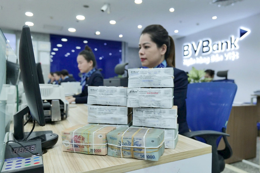 Ngân hàng lên sàn: Cổ đông BVBank đón ESOP, VietBank trả cổ phiếu thưởng