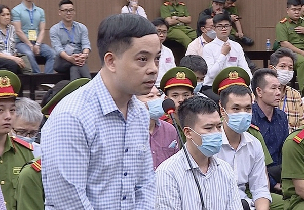 Vụ “chuyến bay giải cứu” giai đoạn 2: Vì sao Phạm Trung Kiên không bị xử lý ?