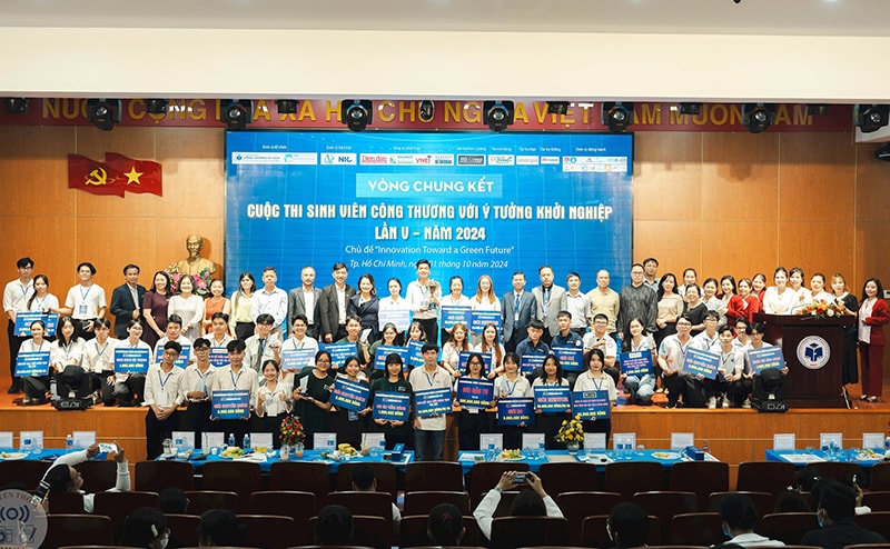 Phát triển ý tưởng khởi nghiệp đổi mới sáng tạo hướng tới tương lai xanh