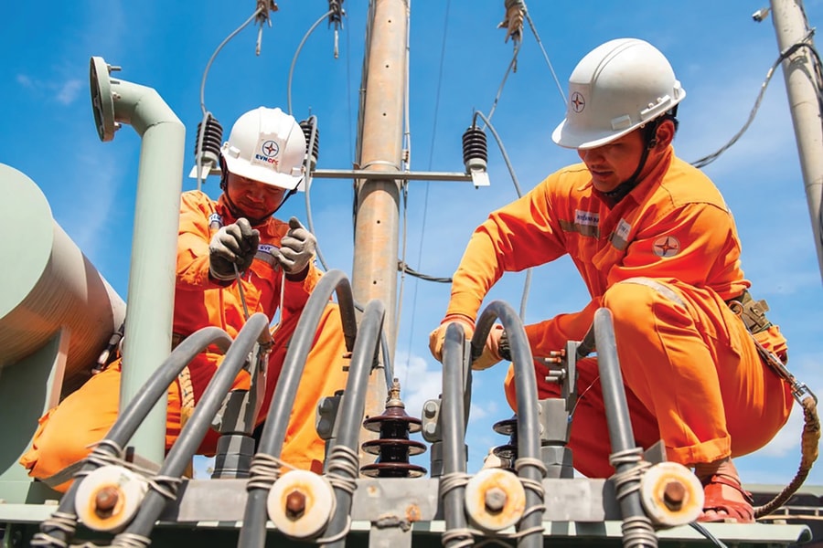 EVN đẩy nhanh tiến độ thi công các dự án điện