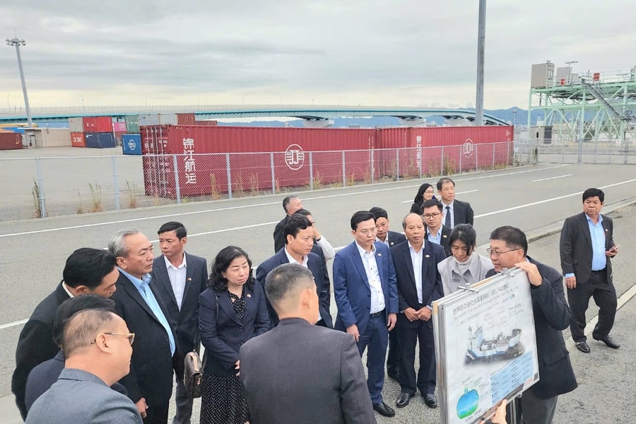 Đoàn công tác Long An làm việc với Tập đoàn Công nghiệp nặng Kawasaki