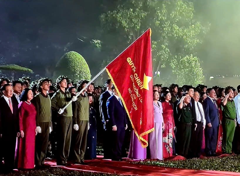 "Hà Nội - Bản hùng ca phố"