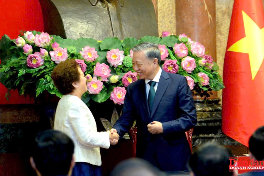 Doanh nghiệp cam kết phát huy tự chủ, tự tin, tự lực, tự cường, tự hào dân tộc