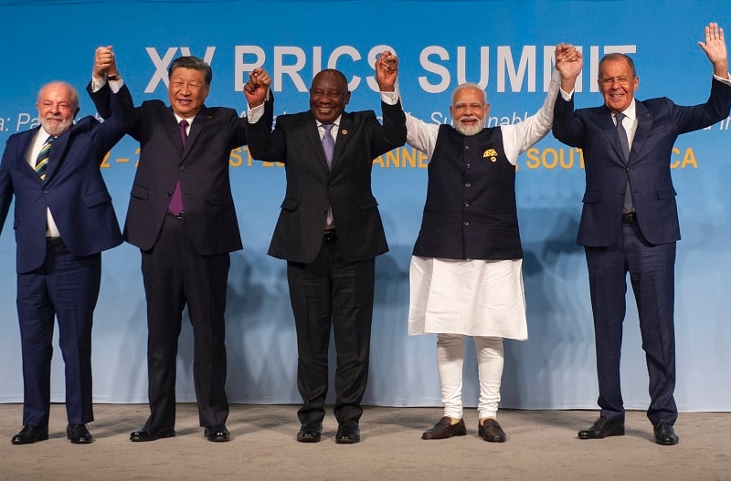 BRICS tăng sức ép, USD sẽ vào “ngõ cụt”?