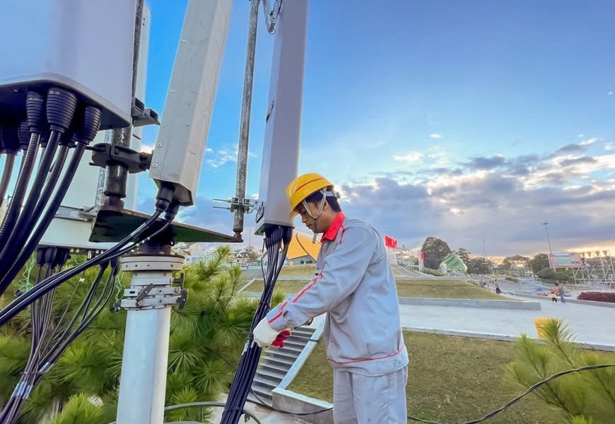 Viettel khai trương mạng 5G đầu tiên ở Việt Nam