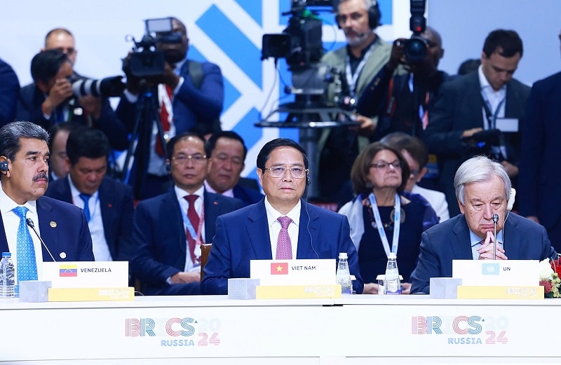 Việt Nam sẵn sàng hợp tác cùng BRICS "xây dựng một thế giới tốt đẹp hơn"
