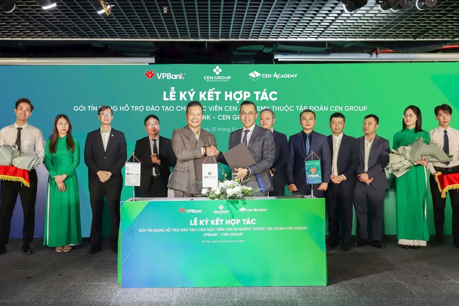VPBank và Cen Academy ký kết hợp tác hỗ trợ tín dụng đào tạo cho học viên