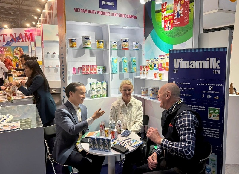 Vinamilk: Doanh thu thị trường nước ngoài tăng 15,7%, xuất khẩu tiếp tục là “lực đẩy”