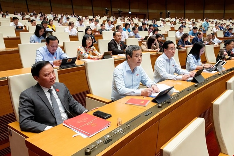 Hôm nay, trình và Báo cáo thẩm tra trước Quốc hội về Dự án Luật Quảng cáo (sửa đổi)