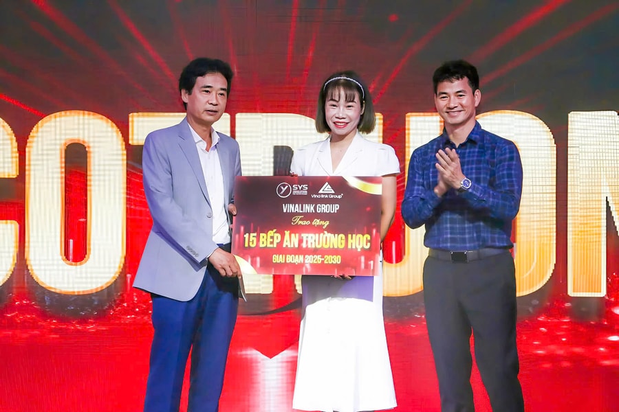 Vinalink Group hợp tác trao tặng 15 bếp ăn cho trường học giai đoạn 2025-2030