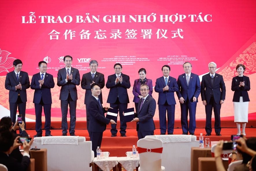 Thủ tướng đề nghị đẩy mạnh hợp tác văn hóa, du lịch Việt Nam và Trung Quốc