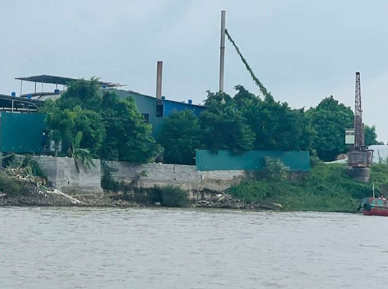 Mạnh tay xử lý các vi phạm pháp luật về đê điều