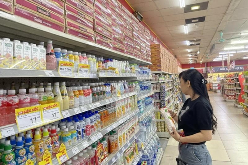 Cân nhắc việc đưa nước giải khát có đường vào đối tượng chịu thuế tiêu thụ đặc biệt