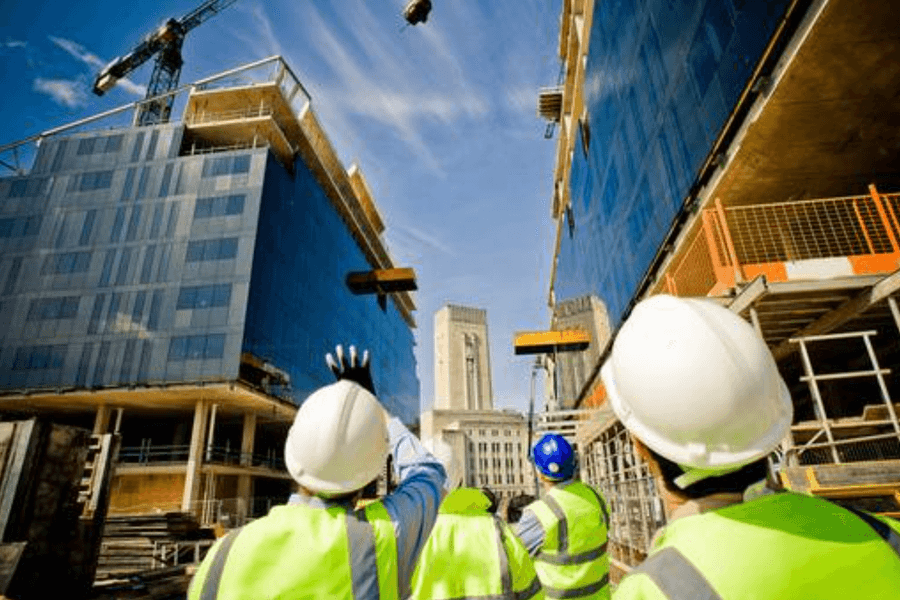 Doanh nghiệp xây dựng đối mặt áp lực kép