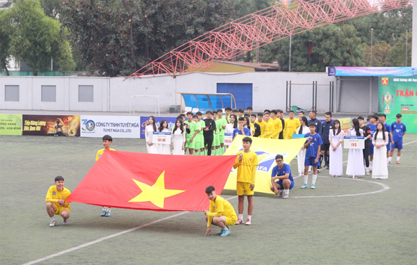 Chung kết giải bóng đá học sinh THPT Hà Nội - Cúp Number 1 Active