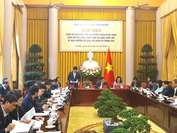 Công bố Lệnh của Chủ tịch nước đối với 9 Luật vừa được Quốc hội thông qua