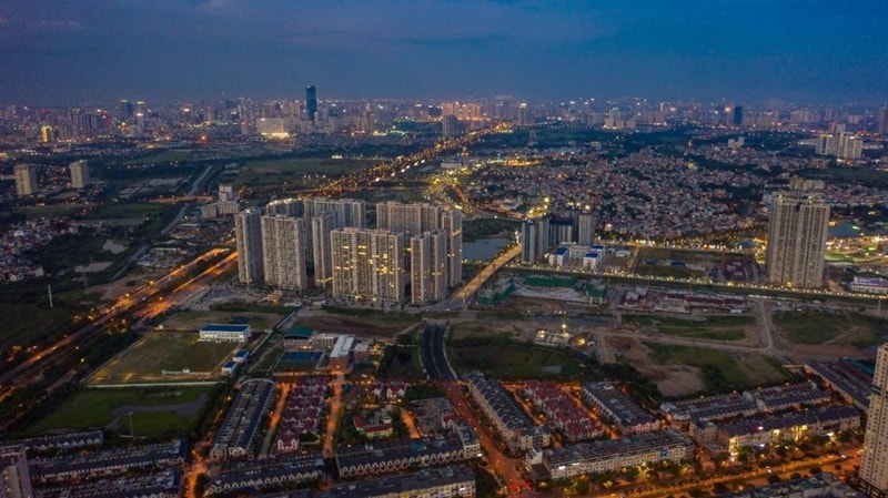 Bất động sản cải thiện quản lý tài chính, triển vọng hồi phục mạnh từ 2025