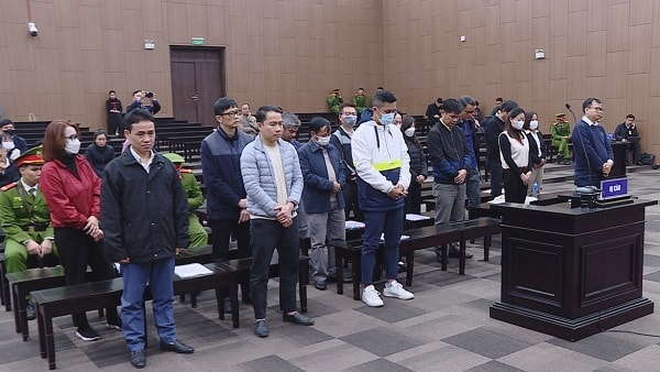 Vụ "chuyến bay giải cứu" giai đoạn 2: 17 bị cáo lĩnh án