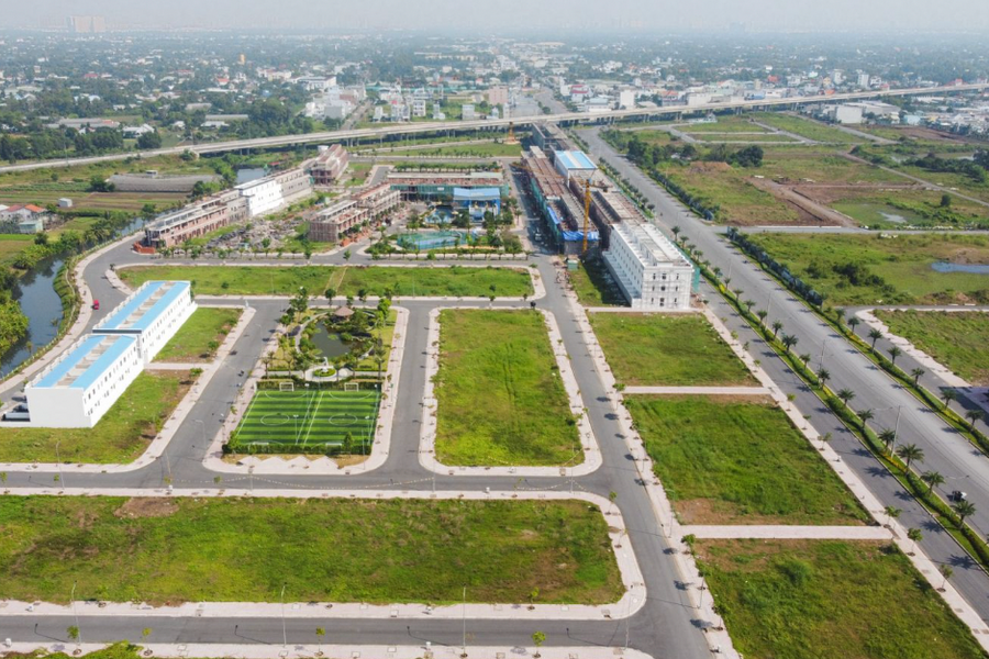 Đất nền phía Nam sôi động cuối năm