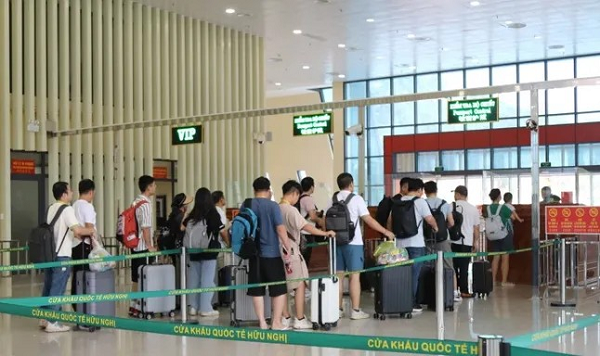 Đề xuất ngưỡng nợ thuế bị hoãn xuất cảnh: Ngành thuế lý giải ra sao?