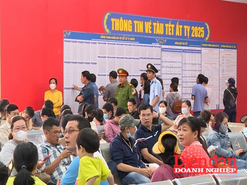 Ngành đường sắt cam kết đảm bảo vé tàu cho người dân về quê ăn Tết