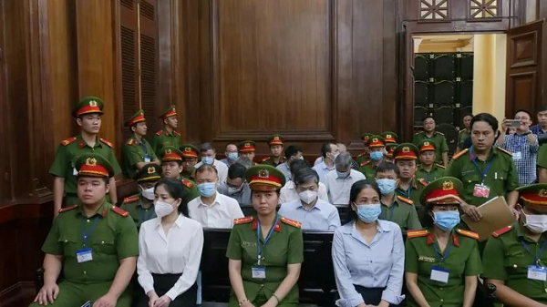 Vì sao cựu Bí thư Bến Tre được trả lại 133 sổ tiết kiệm và 97 miếng vàng?