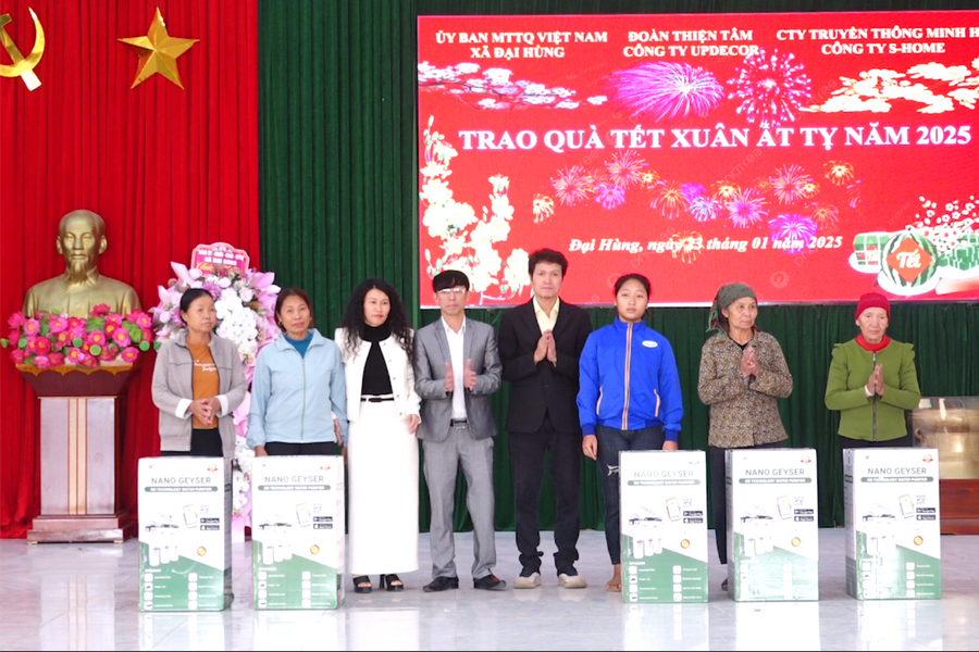 Cộng đồng doanh nghiệp chung tay chăm lo tết vì người nghèo