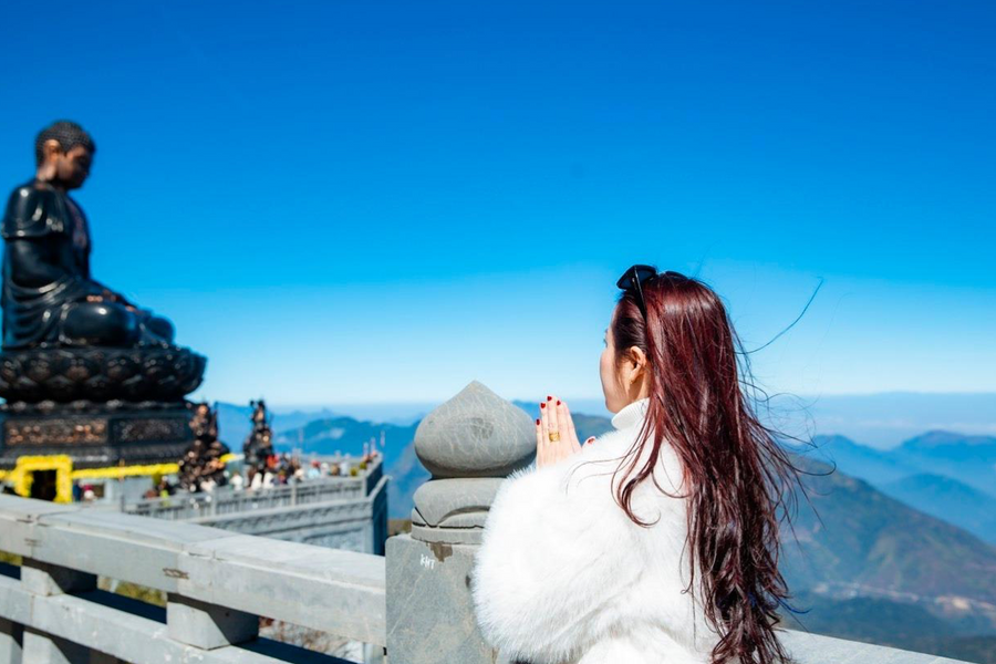 Những ngọn núi cầu tài lộc, bình an được nhiều người lựa chọn trong xuân Ất Tỵ