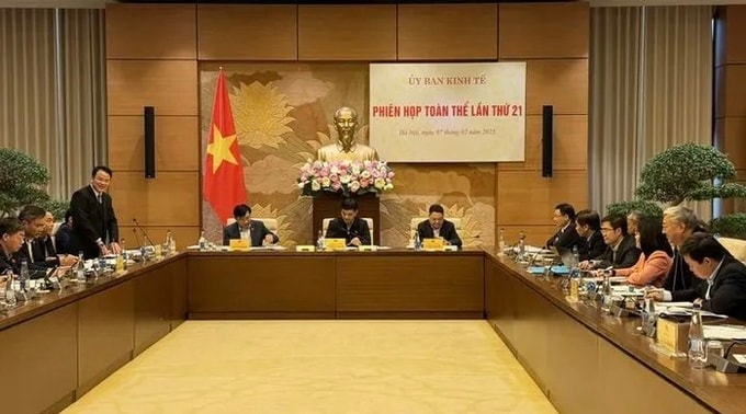 GDP cần tăng trên 8% để đảm bảo phát triển bền vững