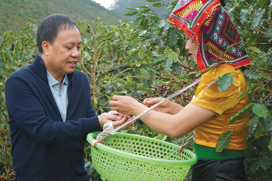 Cách nào thúc đẩy tiêu dùng nội địa?