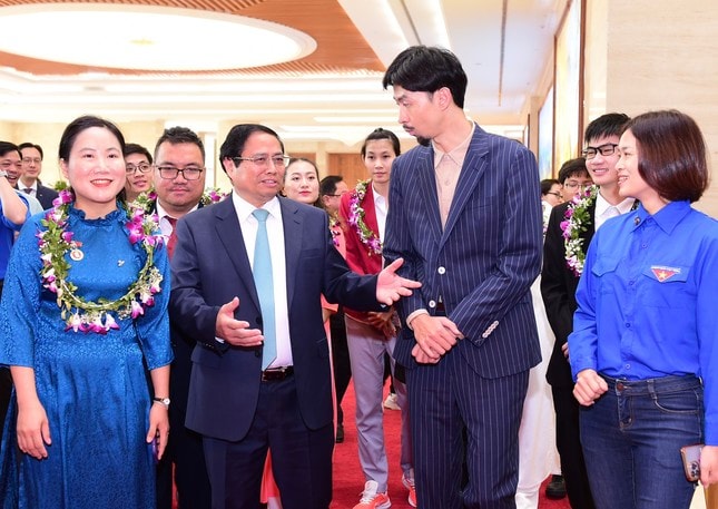 Hướng tới tương lai số - Thủ tướng lắng nghe tiếng nói của thanh niên