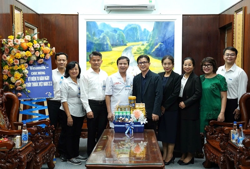 Vinamilk phối hợp cùng ngành y tế tổ chức nhiều chương trình chăm sóc sức khỏe cộng đồng