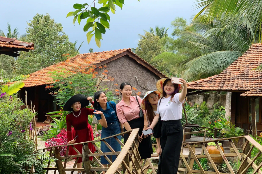 Xây dựng mục tiêu, mô hình phát triển du lịch bền vững