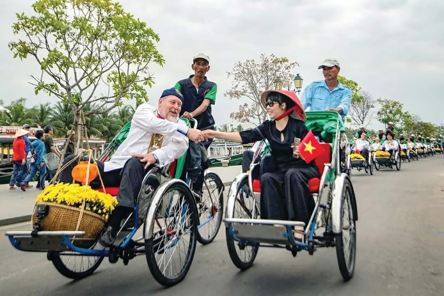 Khai thác thời cơ từ chính sách miễn visa mới