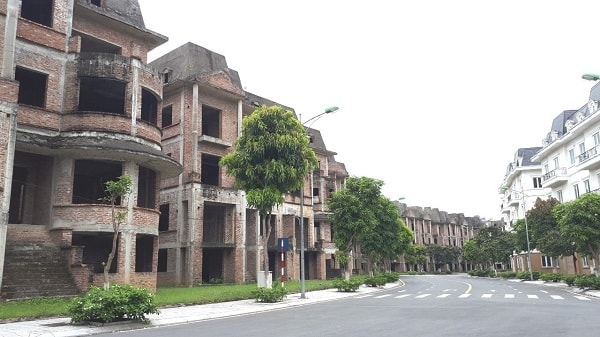 Đánh thuế bất động sản theo thời gian sở hữu: Vì sao vẫn tranh cãi?