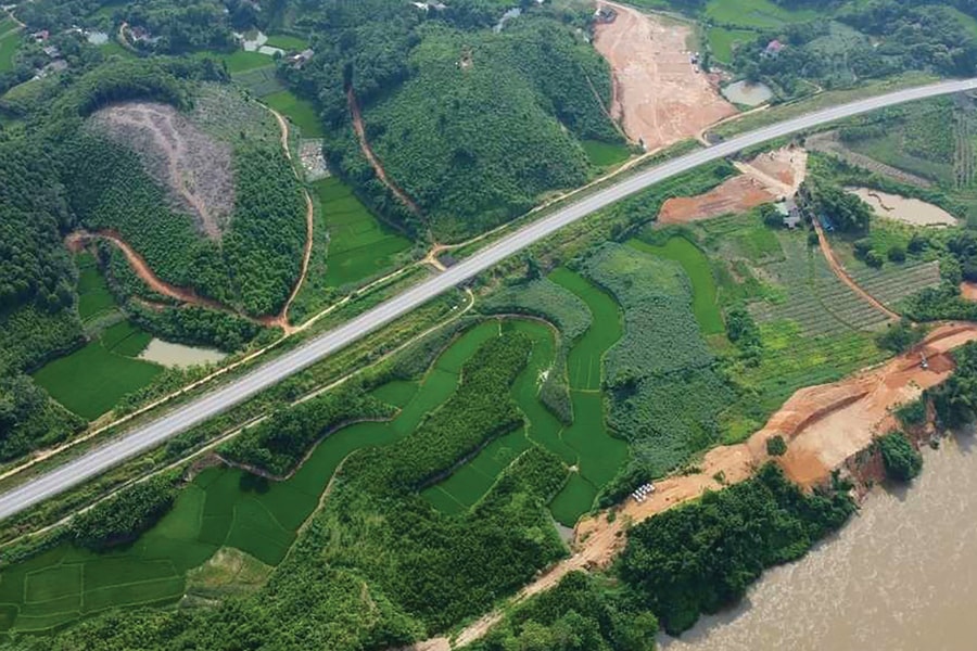 Lào Cai: Xây dựng mạng lưới giao thông đồng bộ, hiện đại