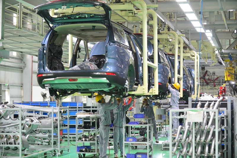 Ô tô lắp ráp trong nước bứt phá