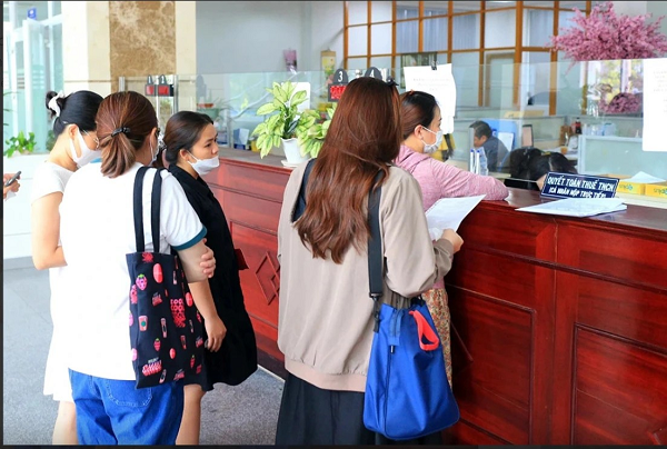 Điều chỉnh thuế, tăng thu nhập - “chìa khóa” phục hồi sức mua?