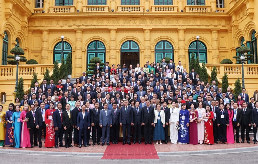 Kiến tạo một nền kinh tế tự cường